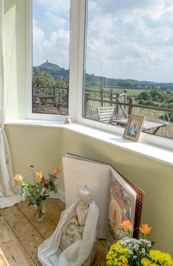 Healing Waters Sanctuary For Exclusive Private Hire And Self Catering Board, Vegetarian, Alcohol & Wifi Free Retreat In Glastonbury Bed & Breakfast Dış mekan fotoğraf