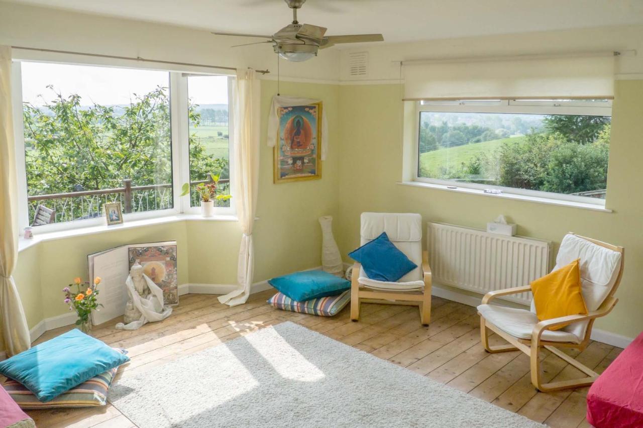 Healing Waters Sanctuary For Exclusive Private Hire And Self Catering Board, Vegetarian, Alcohol & Wifi Free Retreat In Glastonbury Bed & Breakfast Dış mekan fotoğraf