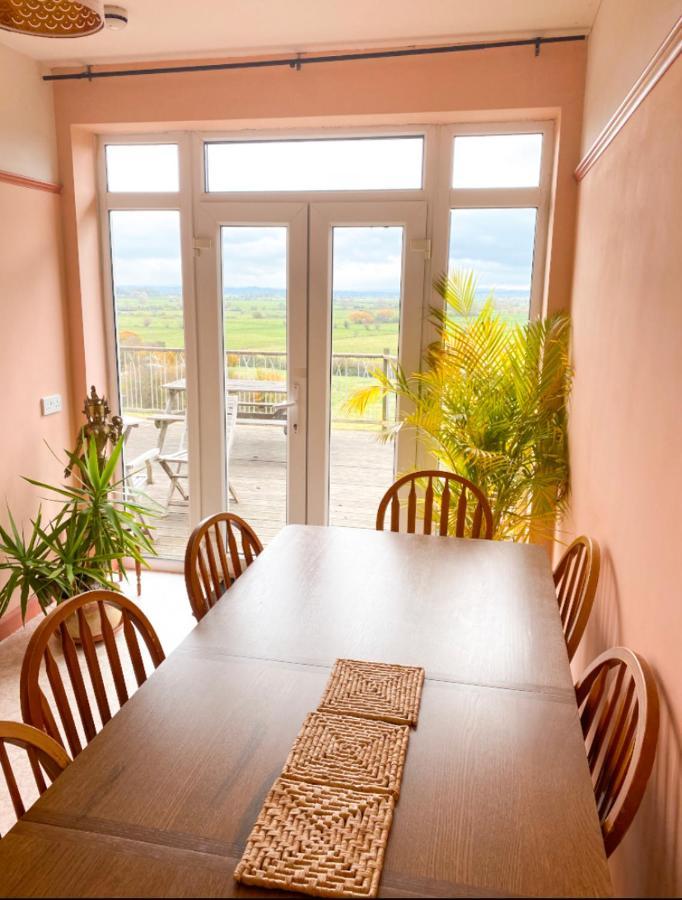 Healing Waters Sanctuary For Exclusive Private Hire And Self Catering Board, Vegetarian, Alcohol & Wifi Free Retreat In Glastonbury Dış mekan fotoğraf